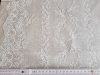 Világos bézs, csipke mintás vastag pamutvászon 50 cm széles