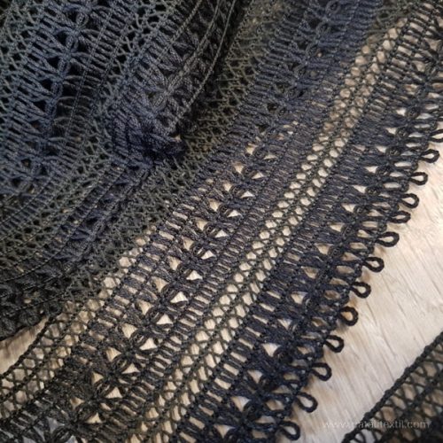 Fekete kevertszálas csipke 67 mm széles